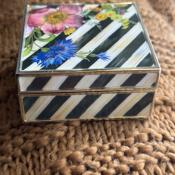 MacKenzie-Childs trinket box 3.5 x 3.5 floral striped velvet lined glass - Picture 9 of 9